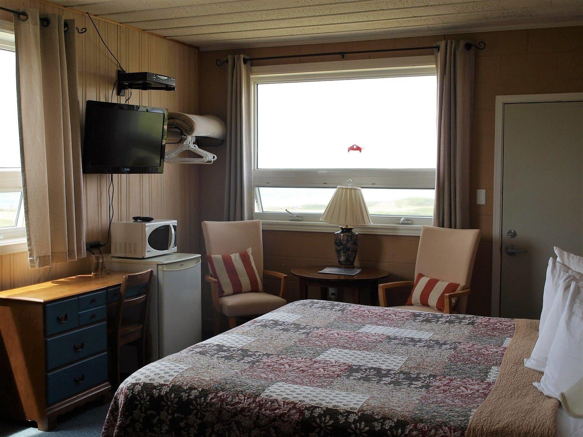 Cape View Motel & Cottages Mavilette Ngoại thất bức ảnh